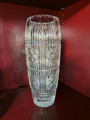 Crystal vase like new