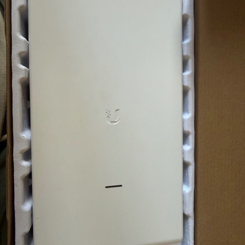 Ubiquiti UniFi AC Mesh Pro Outdoor Access Point like new