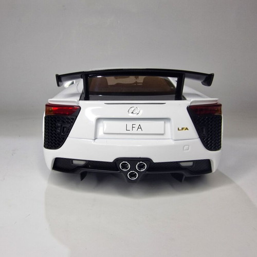Autoart Signature Lexus LFA Nurburgring Package 1:18 scale model new