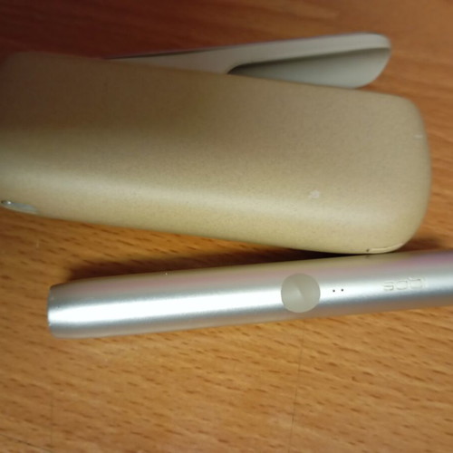 Iluma electric cigarette