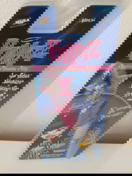 ΚΛΕΙΣΤΗ ΚΑΡΤΕΛΑ BRATZ FASHION PASSION PEN(2002)