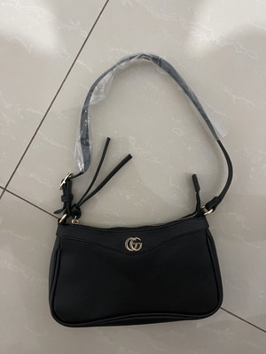 Shoulder bag new, black, elegant and stylish
