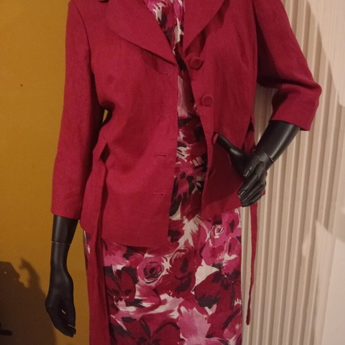 Laura Ashley summer blazer 100% linen new, dark fuchsia with floral lining