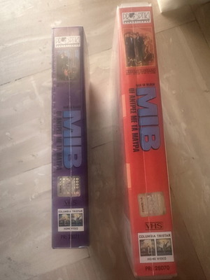 Men In Black animated VHS tapes used, dubbed in Greek, set of 2