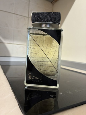 Lattafa Najdia άρωμα Eau de Parfum 100 ml
