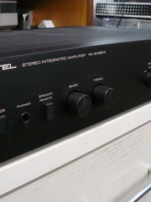 Ενισχυτής Rotel RA-840BX4 μεταχειρισμένος, κλασικός ήχος hi-fi