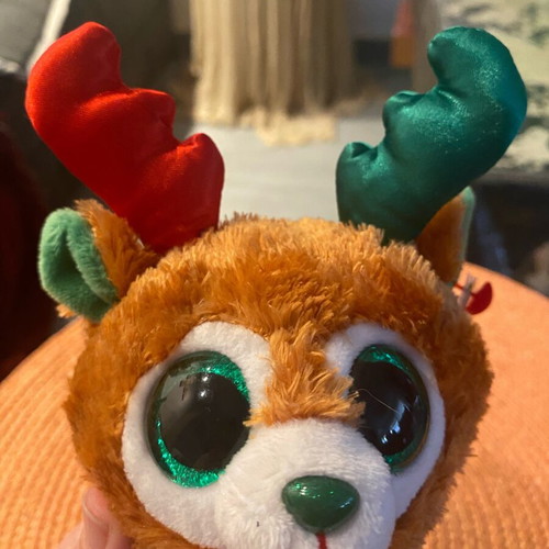 Ty plush reindeer like new, Christmas
