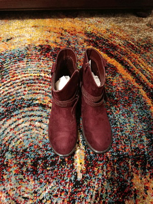 Burgundy winter ankle boots new, size 38
