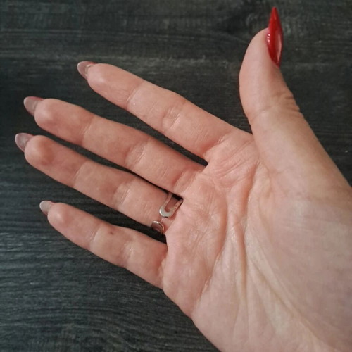 Silver ring brand new in excellent condition