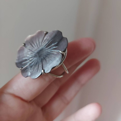 Ring with coral large flower silver new