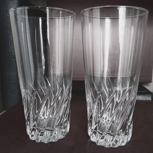 Glass water and beer glasses with embossed design, set of 2