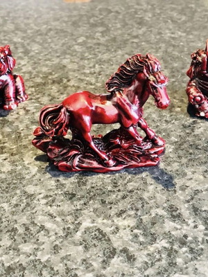 Decorative miniature set horse and elephants new