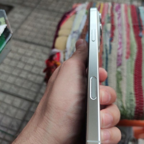 iPhone 16 Pro Max 256GB like new, white