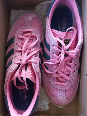 Adidas Originals Gazelle Indoor Pink Suede Size 40 Like New