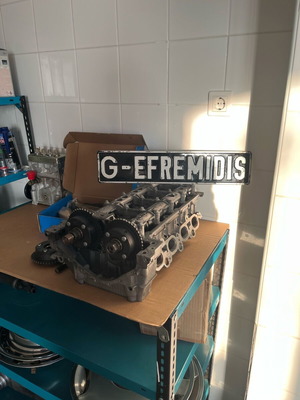 Mercedes CLK 200 Kompressor W209 cylinder head cover 271 like new