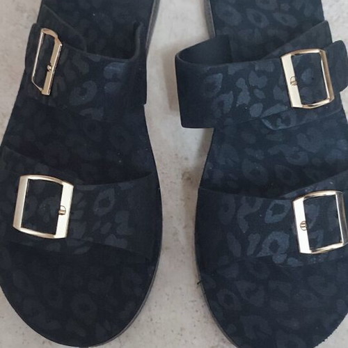 Slippers with animal print design new, size 39