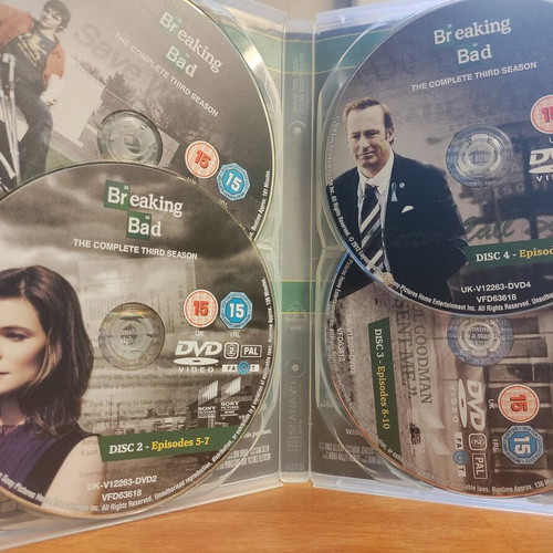 Breaking Bad Season 3 DVD like new, English subtitles