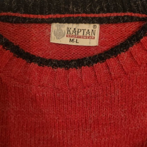 Men's wool sweater used, red, size M