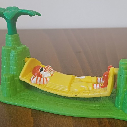 Ronald McDonalds figure 1996 like new, rare