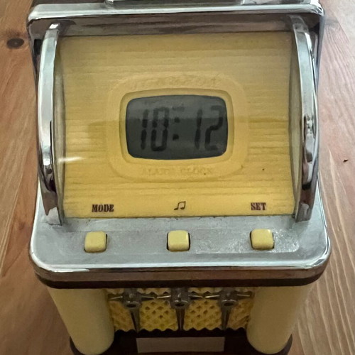 Vintage electronic jukebox clock like new, digital tabletop
