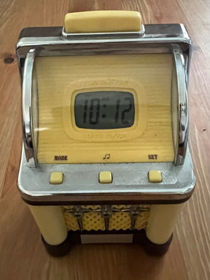 Vintage electronic jukebox clock like new, digital tabletop