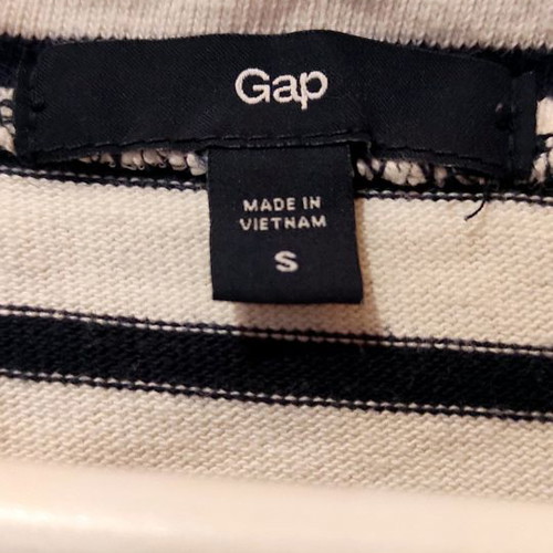 Gap striped women's long-sleeve blouse like new, 100% cotton