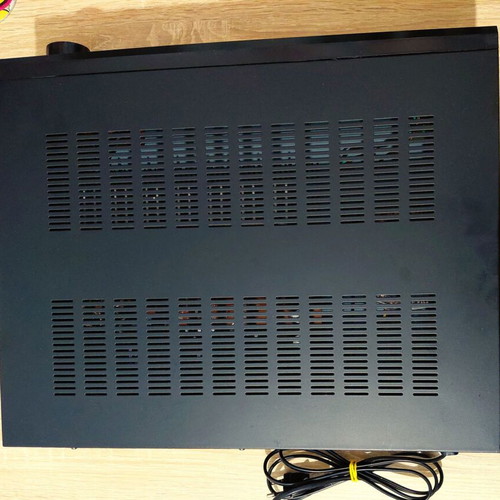 Bench KH02 Dolby Pro Logic 5.1 Amplifier like new
