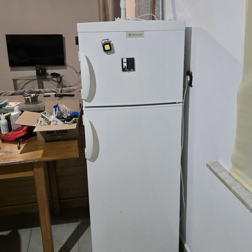 Refrigerator, auxiliary, very good condition