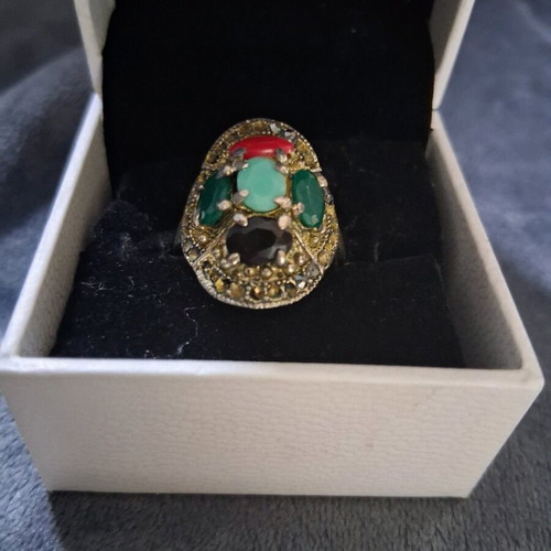 Silver ring vintage with semi-precious stones and marcasites like new