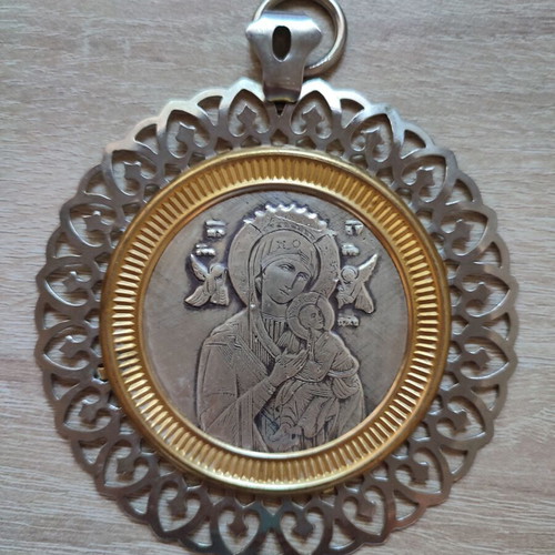 Metal Hanging Icon Amulet Virgin Mary with Jesus Christ vintage