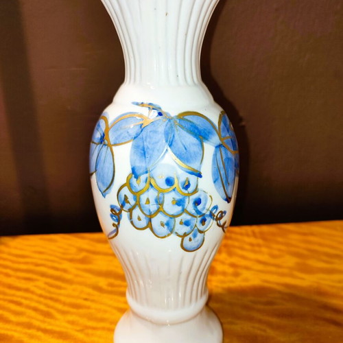 Decorative porcelain vase used 22cm with blue flowers and gold lines