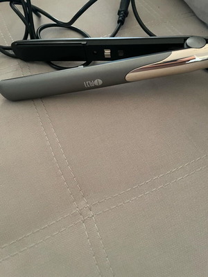 Hair straightener new