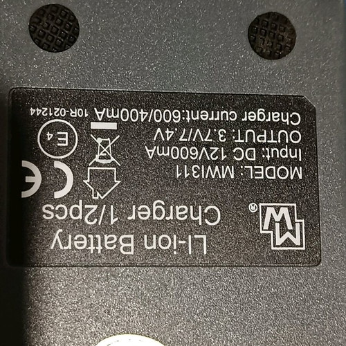 Charger for camera batteries like new