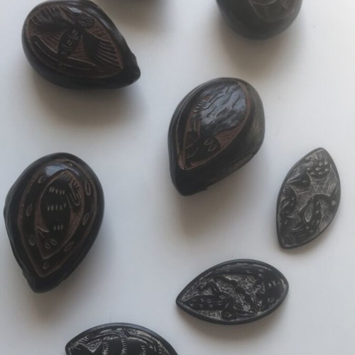 African art hand-carved nuts like new from Cameroon