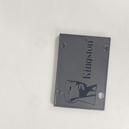 Kingston A400 960GB 2.5-inch SATA III SSD (SA400S37/960G)