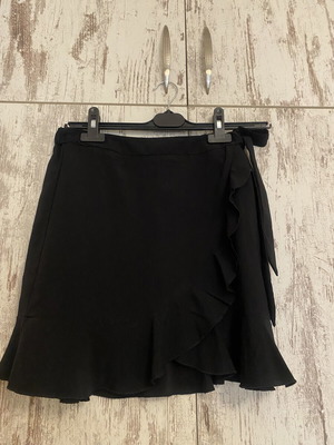 Shein Black Ruffle Wrap Mini Skirt, size M / EU 38