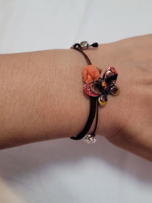 Women's bracelet like new, 16.5 cm with decorative elements