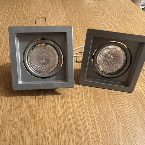 Set of 2 square recessed ceiling spotlights, grey metallic