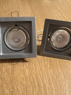 Set of 2 square recessed ceiling spotlights, grey metallic