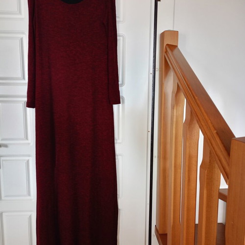 Marlen red off-the-shoulder bodycon maxi dress like new