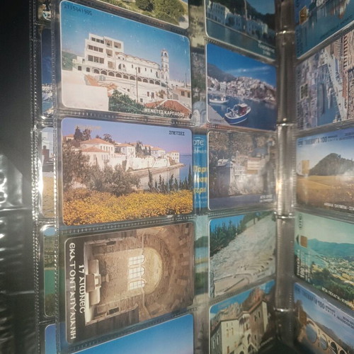 Collectible phone cards like new, pack of 90 pieces