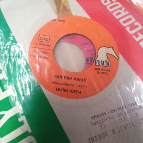 Vinyl 45 rpm records used, pack of 30, mostly Greek