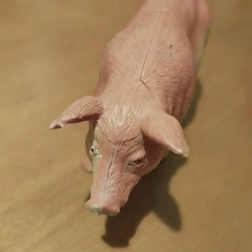 Pig miniature used, hard plastic