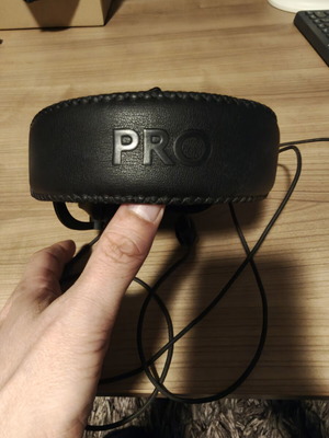 Logitech G Pro X 7.1 DTS headset wired, like new, black