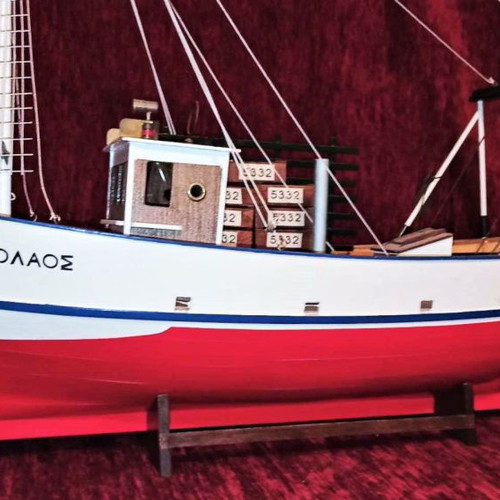Large wooden handmade boat Ag. Nikolaos like new