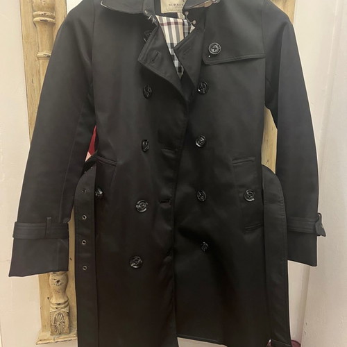 Burberry black trench coat used No 34 (XS)