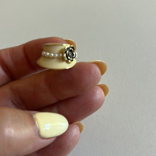 Vintage pin set with enamel and pearls, new