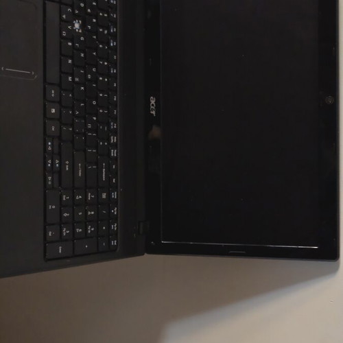 Acer Aspire laptop used, Intel Core i5, 500GB SSD, 6GB RAM, Windows 10