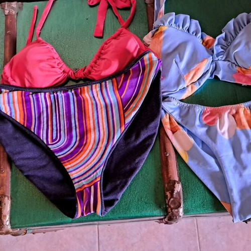 Women's swimsuit set of 4 pieces used, size L