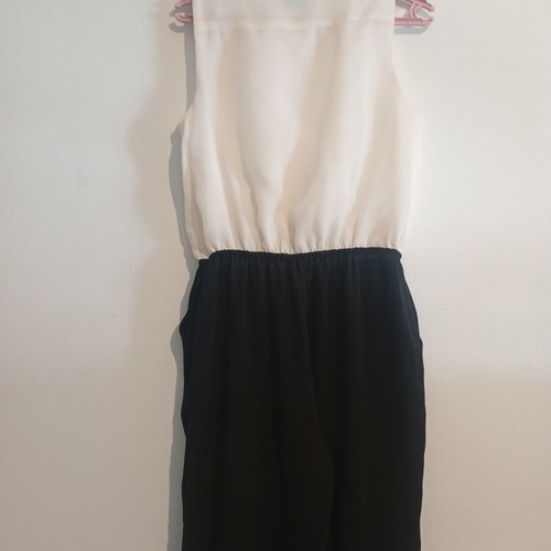 One-piece jumpsuit size small black and white new